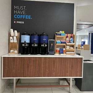 Holiday Inn Express & Suites Mountain View Silicon Valley By Ihg